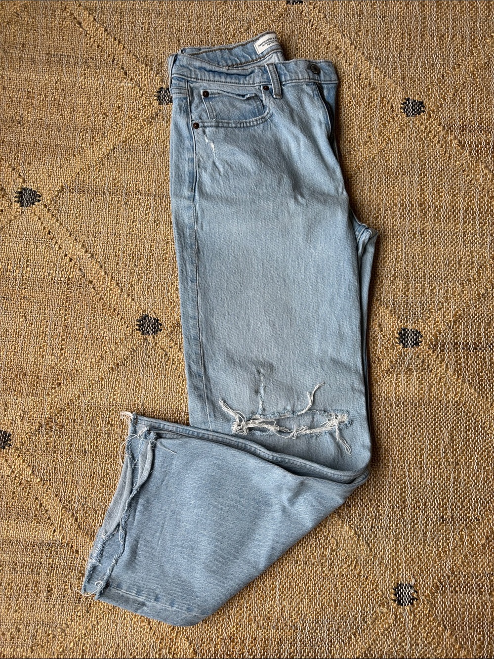 Abercrombie Light Blue High-Rise Women's Straight Jeans with Knee Rips